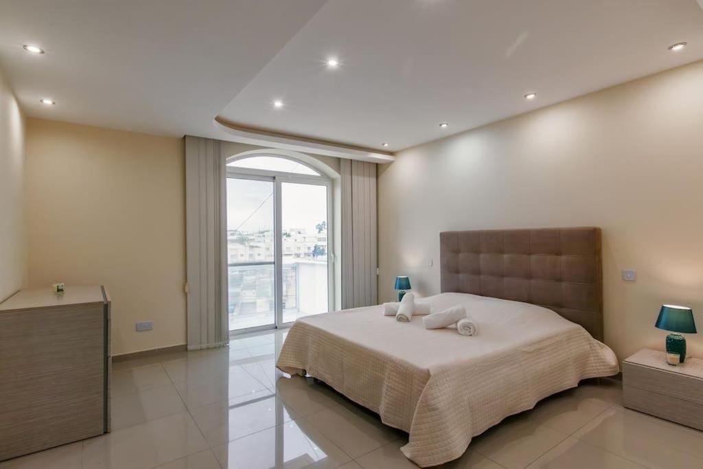 Modern 3 Bedroom Apartment Close To Paceville And Beach Is-Swieqi Luaran gambar